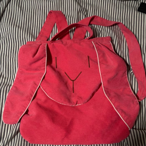 마뉴엘라 버니 백팩