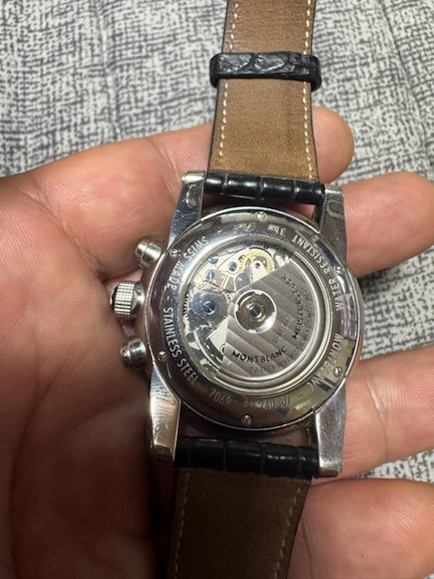 몽블랑 타임워커 크로노그래프 시계 이미지