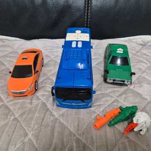 구버전)헬로카봇 로드세이버 (현대마크, 투구, 무기2종 포함)