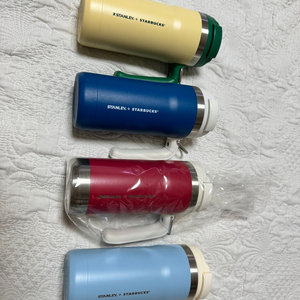 스타벅스 서머 옐로우 블루 레드 북미 밀리터리 스탠리 베이츠 보온병 텀블러 북미 이미지