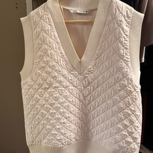 자라 여성 니트 베스트 새상품