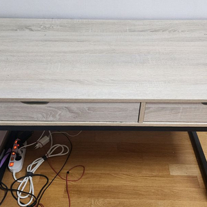 책상 (1200x600xH740)