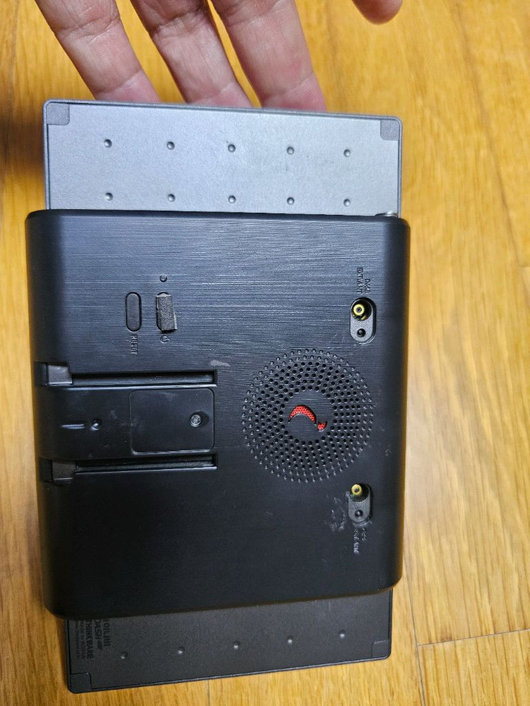 아이나비 X1 데쉬 플러스 부품용--1