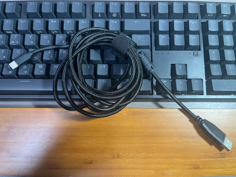 앱코 KN10 무접점 키보드 + 원목 손목받침대--1