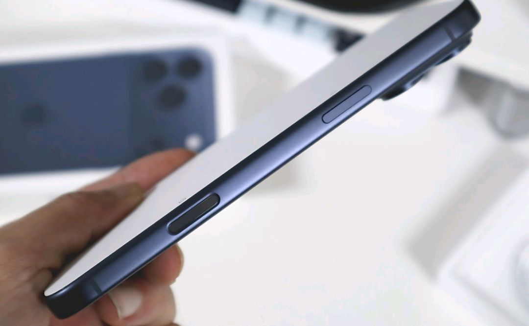 가격내림!! (자급제/미사용/애케플) 아이폰17프로맥스 딥블루/용량512--5