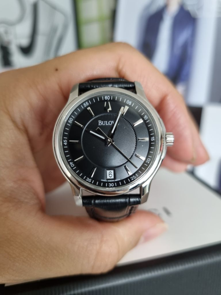 부로바 쉘 패턴 블랙 다이얼 데이트 쿼츠 시계--0