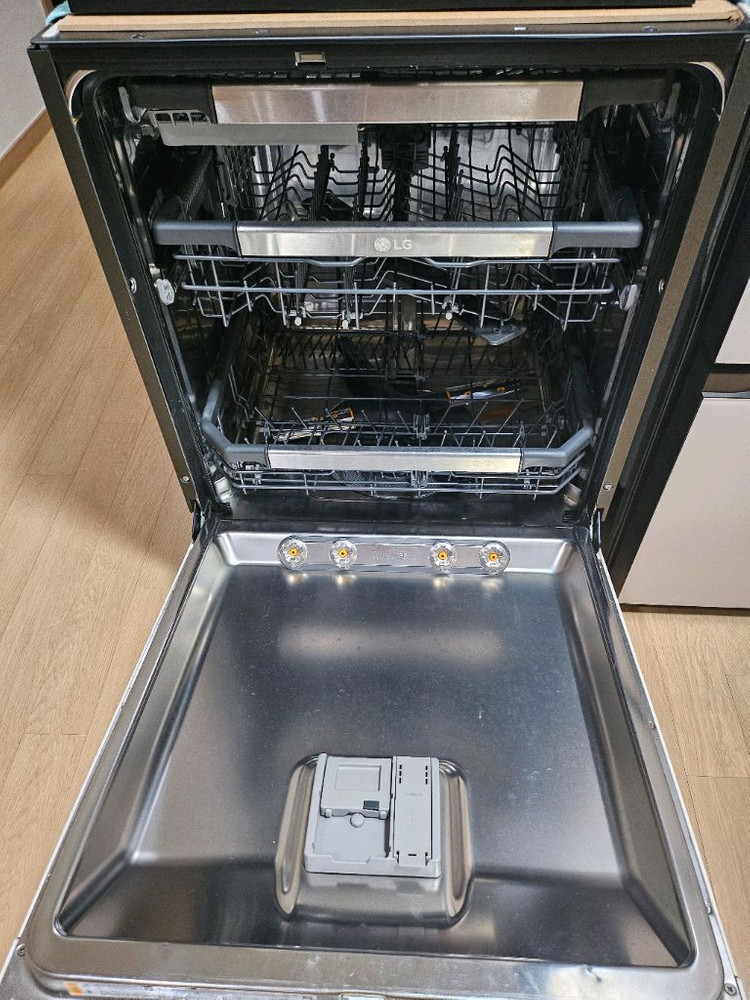 (마지막가격인하)LG 오브제 식기세척기 12인용 이미지