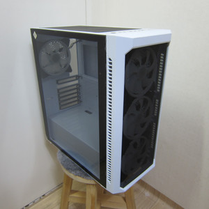 [미들타워] 대양케이스 ME NO.8 RGB 화이트