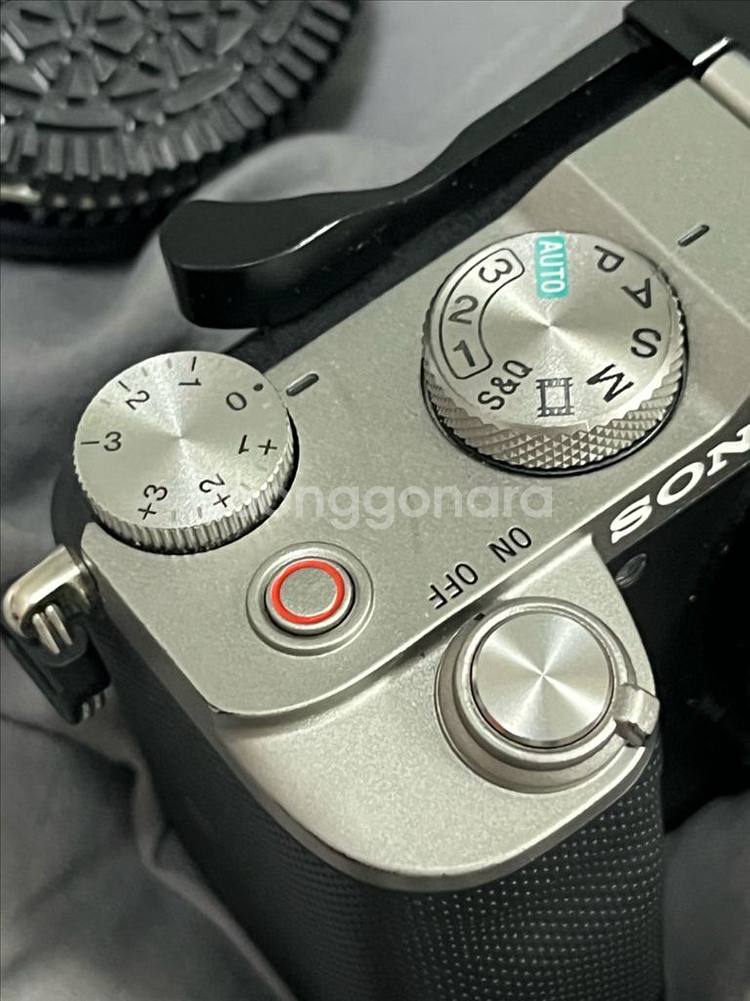 소니 A7C 미러리스 카메라--3