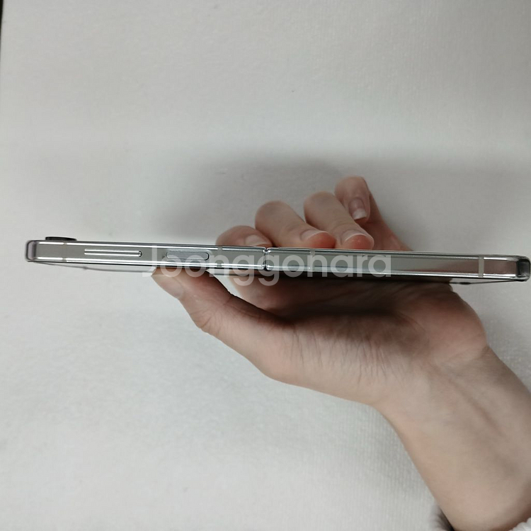 갤럭시Z플립5 256기가 공기계 중고폰 업무폰 서브폰 효도폰 퀵가능--3