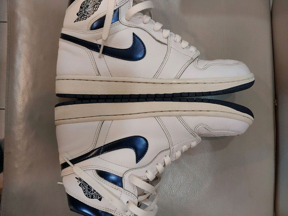 나이키 에어 조던 1 레트로 하이 OG 메탈릭 네이비 맨사이즈 250mm 이미지