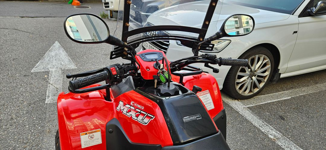 킴코 mxu125 신차급 사륜오토바이 팝니다--4