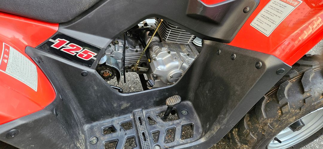 킴코 mxu125 신차급 사륜오토바이 팝니다--9