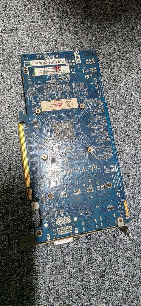 AMD 라데온 HD 5850 그래픽카드 이미지