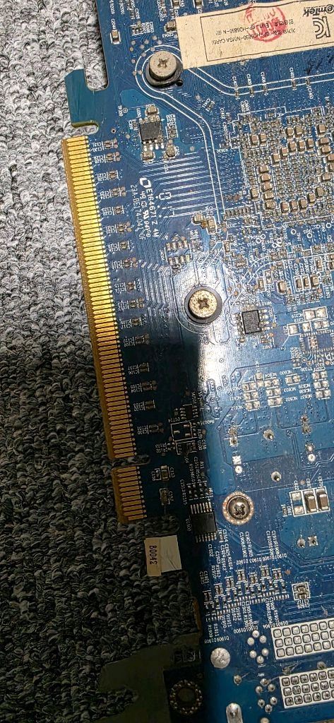 AMD 라데온 HD 5850 그래픽카드 이미지