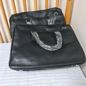 가죽 서류가방 (한개)