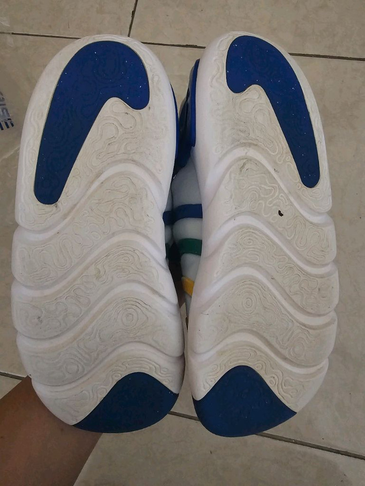 나이키 키즈 운동화 200사이즈 이미지