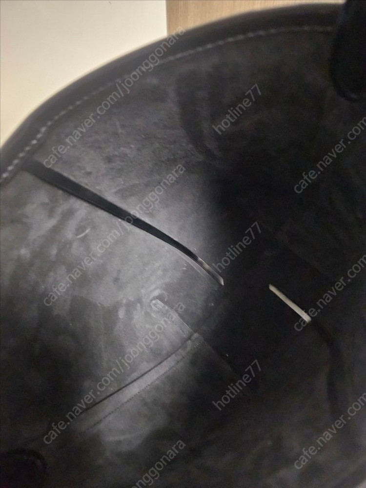 더로우 파크백 이미지