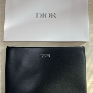 디올 뷰티 뉴록 클러치 겸 파우치