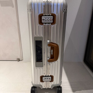 리모와 루프트한자 747 전자태그