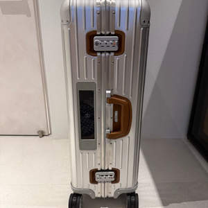 리모와 루프트한자 747 전자태그