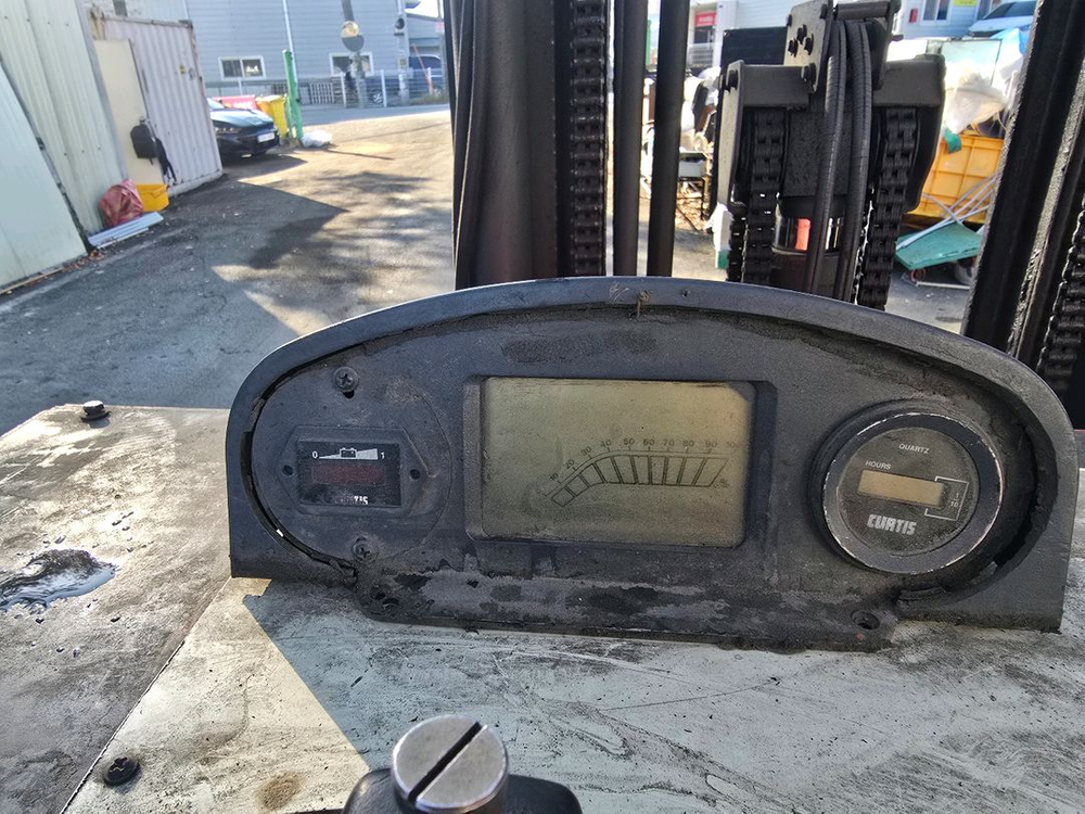 대우 1.8톤 전동 수동 입식 지게차 3단 5.5m가능 밧데리 교체 이미지