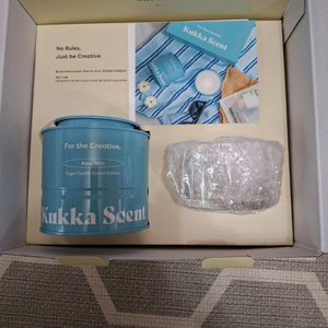 꾸까(kukka) 아쿠아민트 sugar 캔들 새상품 입니다.