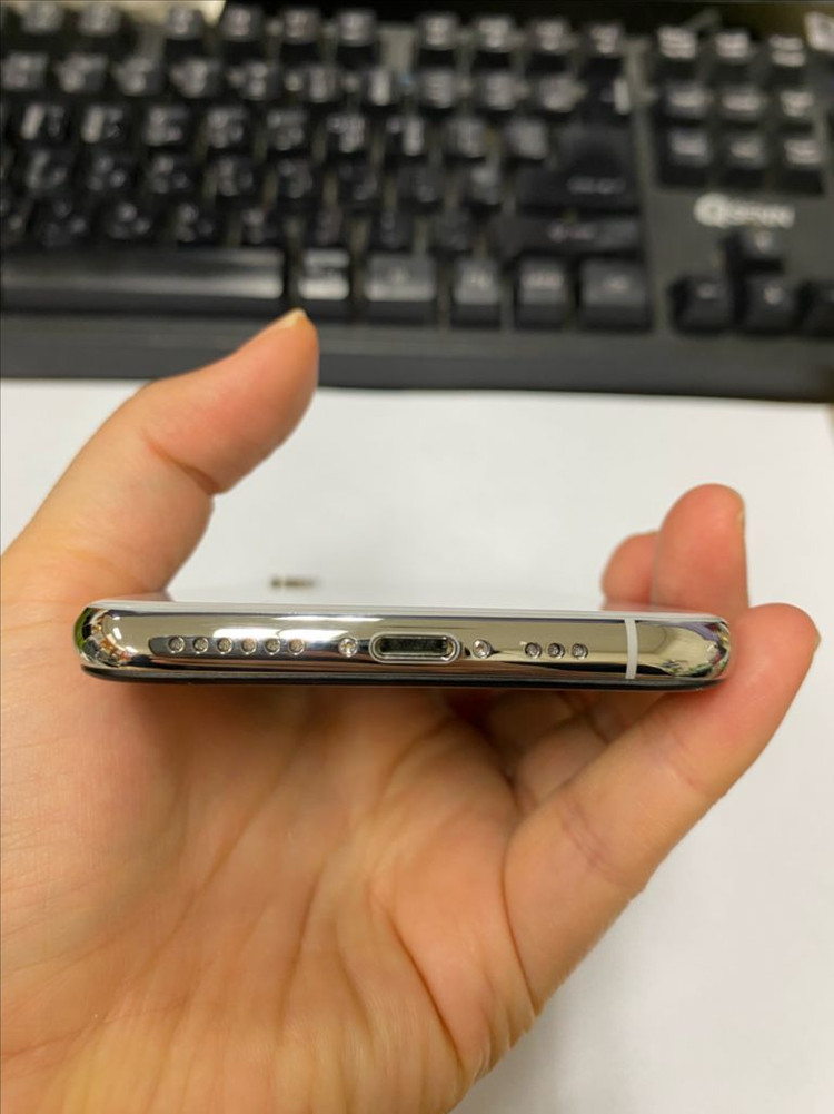 .아이폰XS 실버 SSS급 256GB 배터리100% 이미지