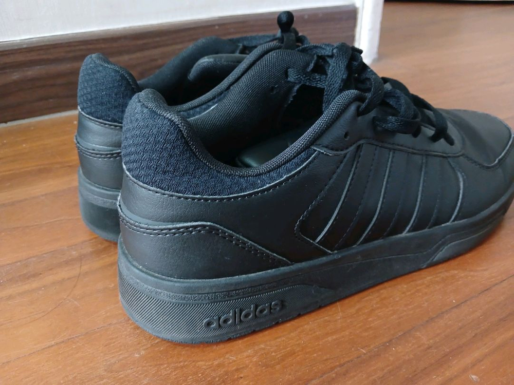 아디다스 코트비트 운동화 올블랙 275mm 팝니다~ 이미지