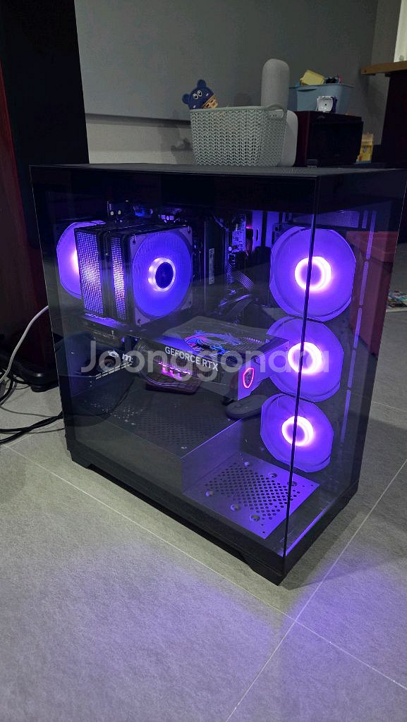 고성능 게이밍 컴퓨터 9800x3d, rtx 5070ti 팔아요--1