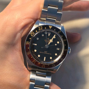 튜더 블랙베이 58 GMT