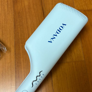 보다나 트리플 플로우 물결 고데기 40mm 크리미블루