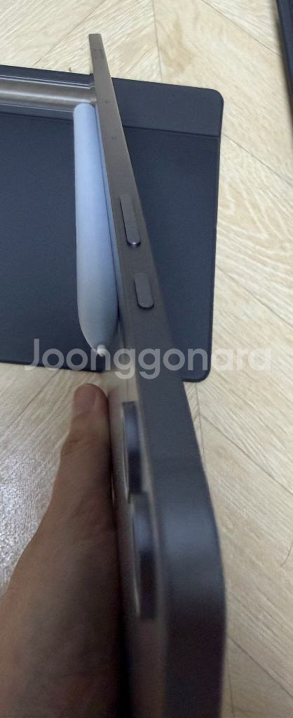 갤럭시탭 S10+ 플러스 5G 256GB 키보드케이스 아웃도어케이스 포함--2