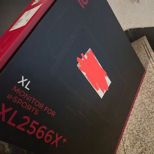 미개봉 벤큐 XL2566X+ 400hz 모니터 팝니다.
