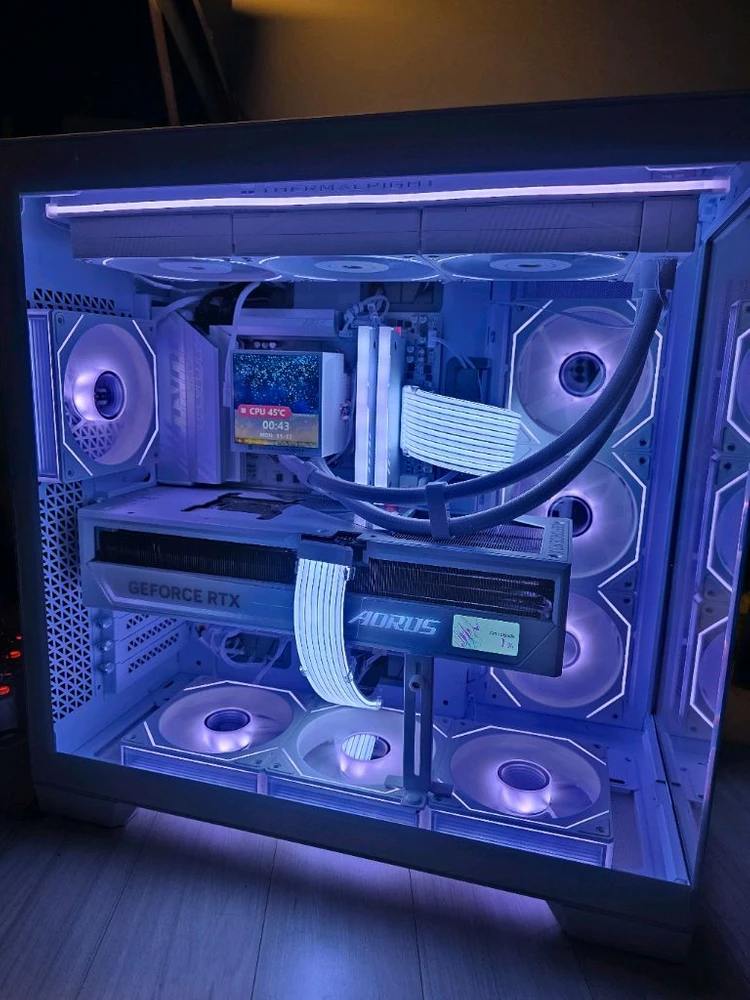 라이젠7 9800X3D RTX5090 어로스마스터 신품PC 이미지
