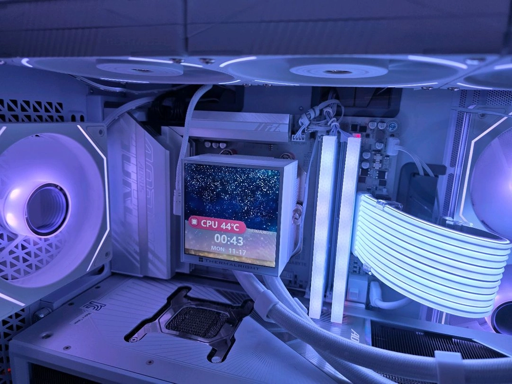 라이젠7 9800X3D RTX5090 어로스마스터 신품PC 이미지