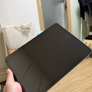 아이패드 에어 5세대 64GB Wifi + 구조독 매직키보드 판매합니다 이미지