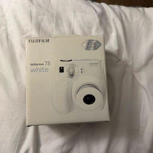 인스탁스 미니 7s 화이트 팝니다
