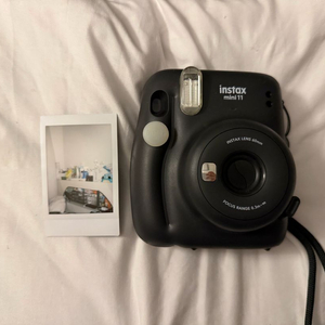 후지필름 인스탁스 미니11 블랙 팝니다