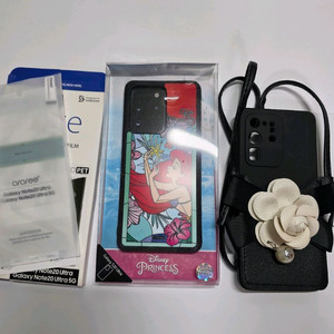 갤럭시 s20울트라 핸드폰 케이스 + 액정 보호 필름 1매 팔아요