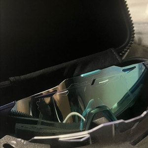 100%선글라스 하이퍼크래프트 블루토파즈