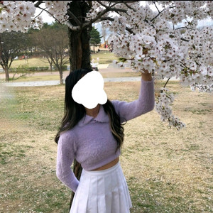 보들보들 연보라색 카라 니트