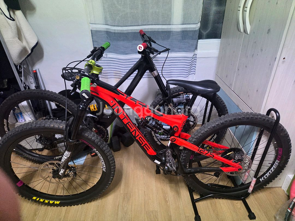 2016년식 인텐스 트레이서--1