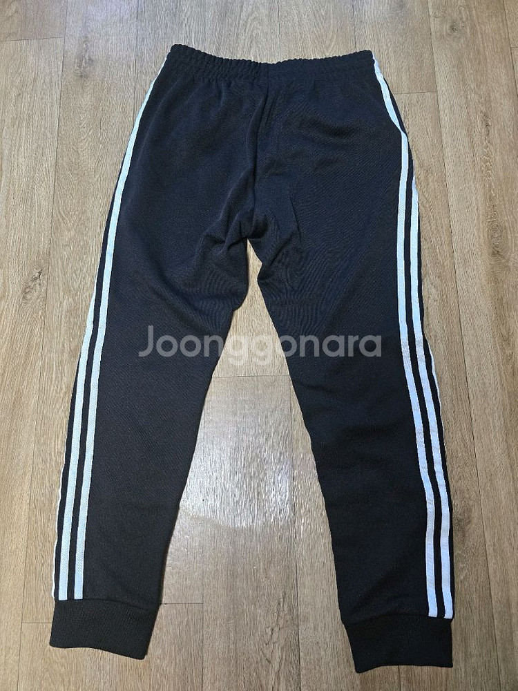 아디다스 슈퍼스타 조거 트랙팬츠 블랙 M사이즈 팝니다--2