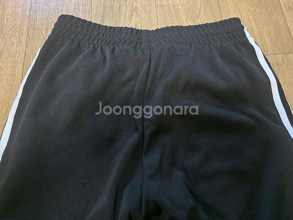 아디다스 슈퍼스타 조거 트랙팬츠 블랙 M사이즈 팝니다--3