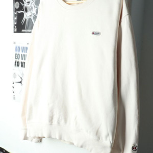 W(XL) 아웃도어 맨투맨 티셔츠 아이보리 기모 자수