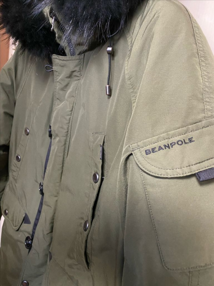 Bean Pole. 빈폴 BA-2구스다운 야상 패딩. 100사이즈. 카키색. 이미지