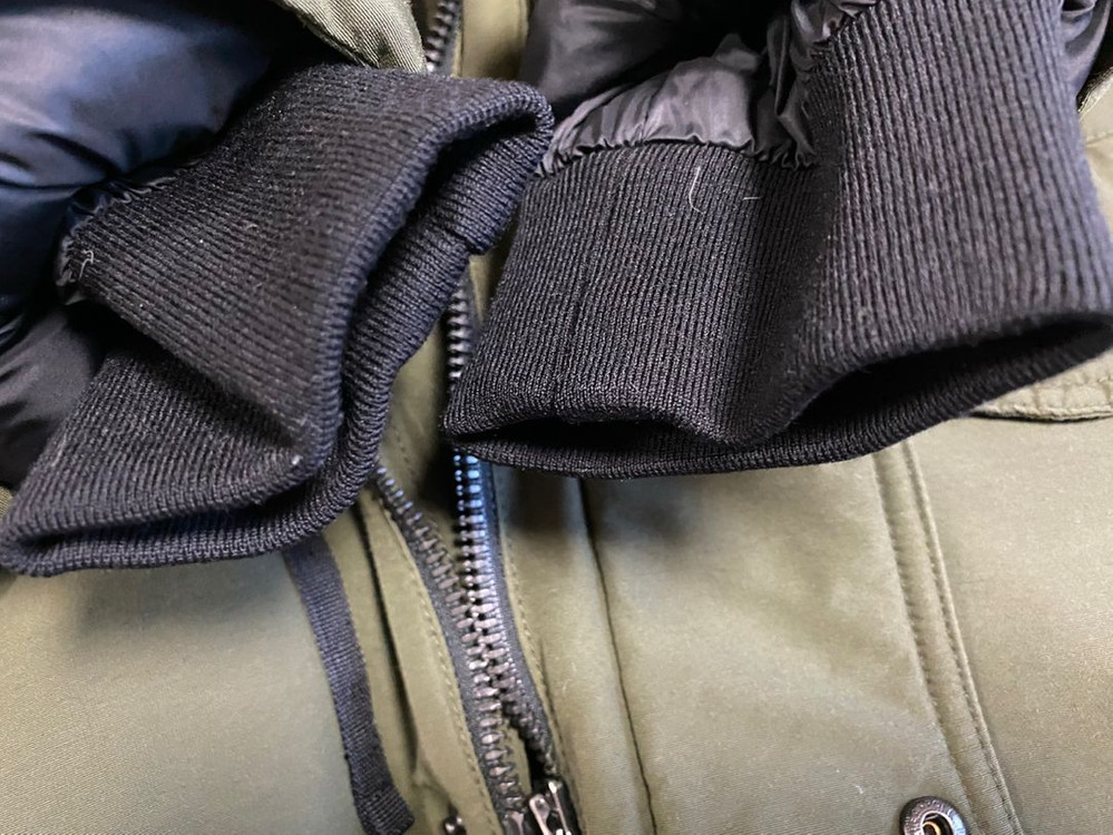 Bean Pole. 빈폴 BA-2구스다운 야상 패딩. 100사이즈. 카키색. 이미지