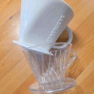 스타벅스 드리퍼 도자기 드리퍼 커피드리퍼 커피 홈카페 원두 블랙커피 드립 핸드드립