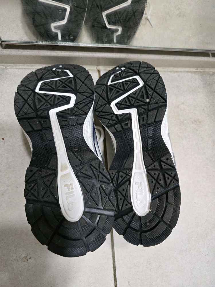 뉴발란스 운동화 240--3